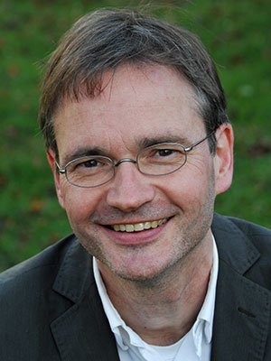 Vorstandsmitglieder im Portrait: Prof. Dr. Stefan Matuschek